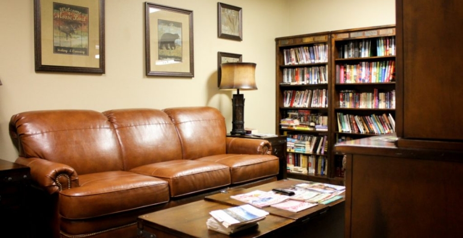 Library-Lounge-Rm-1024x575